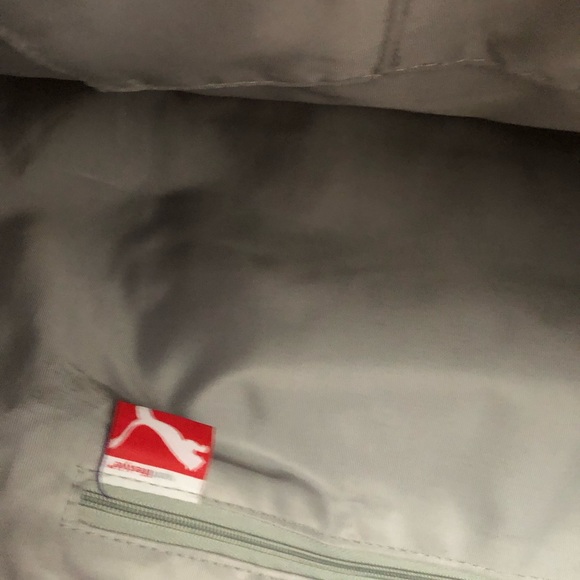 PUMA TOTE BAG-Light Weight! - Picture 9 of 9